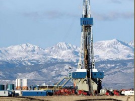 "Ökologischer Wahnsinn, der das Problem nicht lösen wird": Fracking-Anlage in Wyoming, USA. BILD: pd